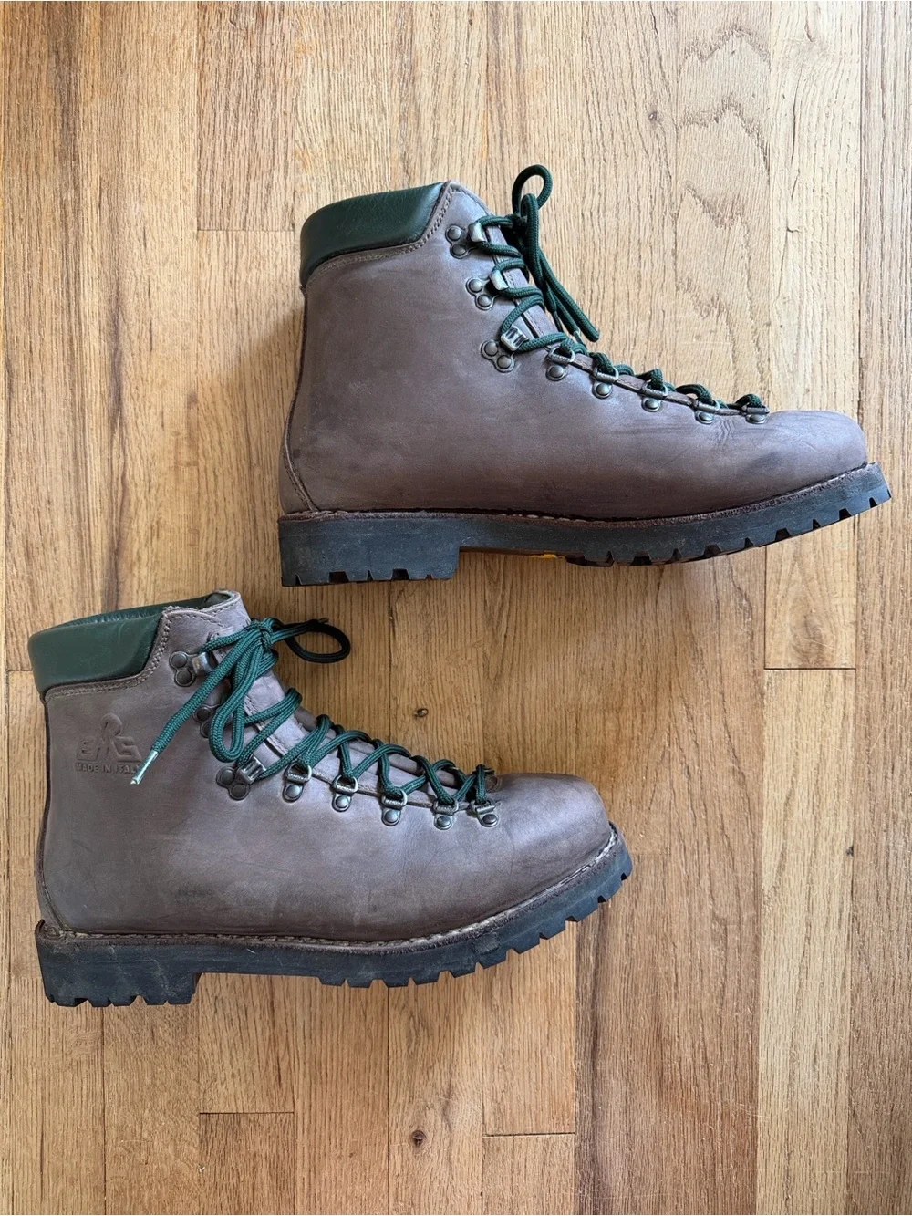 Vintage EMS Eastern Mountain Sports Made in Italy Leather Hiking Outdoor Boots